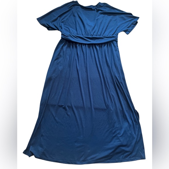 ✨NWT✨ Blue Maxi Dress - Picture 2 of 10